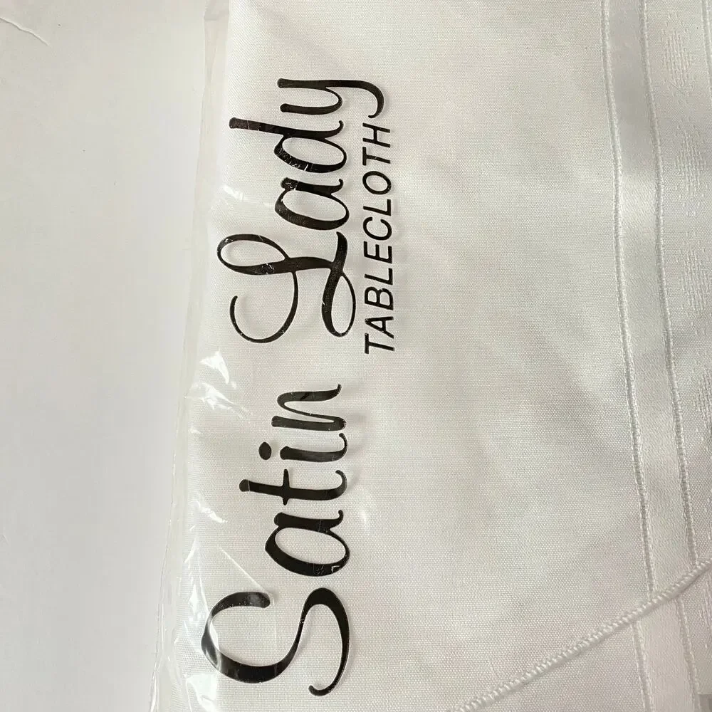 Bardwil Tablecloth White Oval Stain Release Permanent Press 60x84 Vtg Holiday